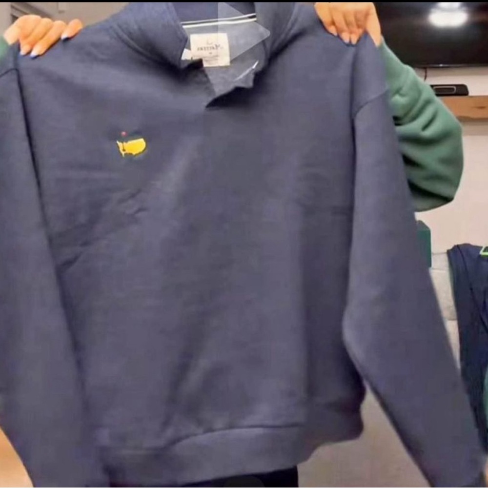 2024 Masters women’s collared pullover!